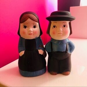 Antique Amish Folk Art Salt & Pepper Shaker Set Man and Woman Vintage